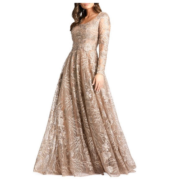 Mac Duggal Metallic Embellished Gown - Picture 3 of 16